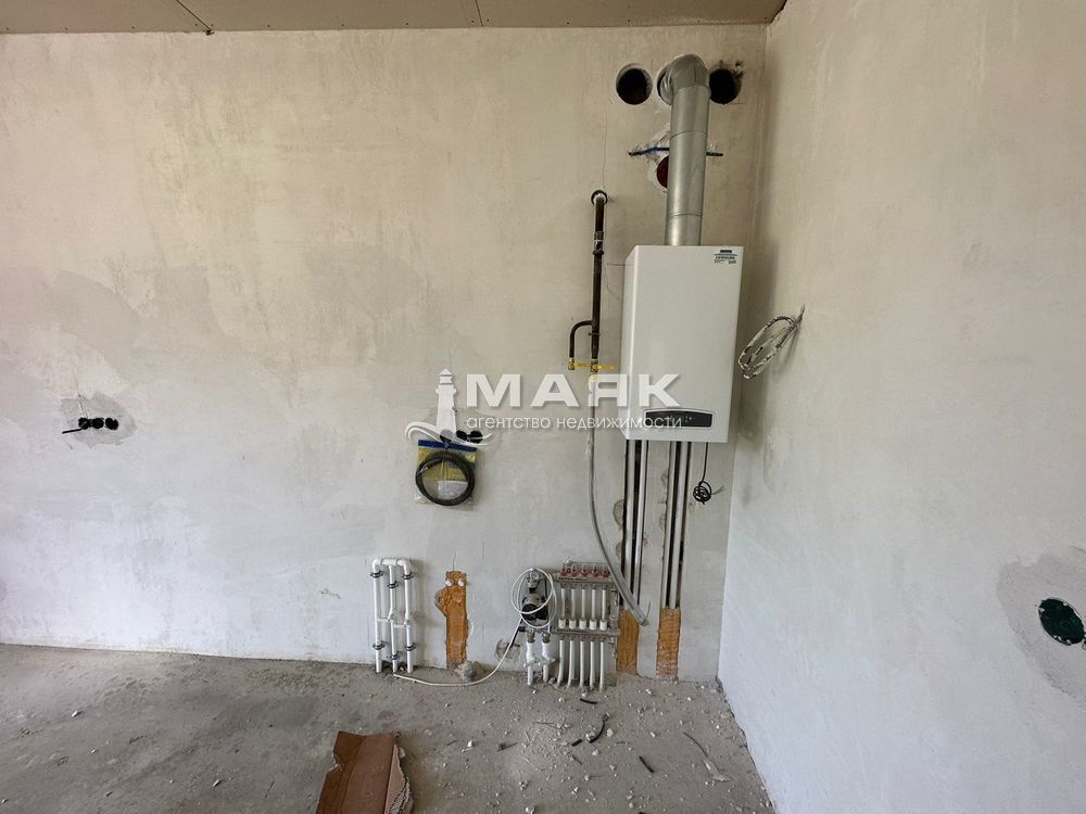 Дом 85 кв.м на участке 4 сот