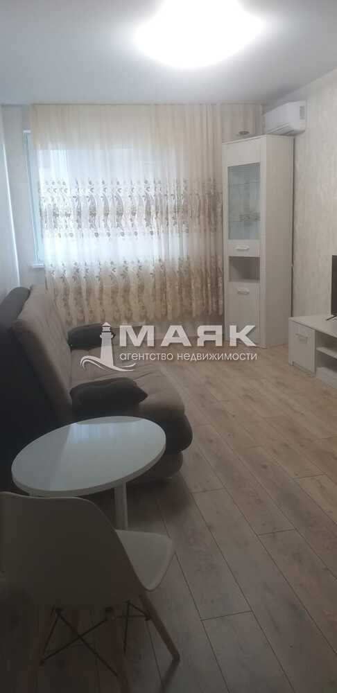 1-к. квартира 44 кв.м, 10/14