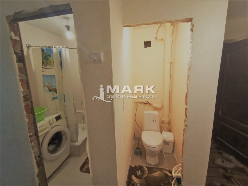2-к. квартира 44 кв.м, 1/2