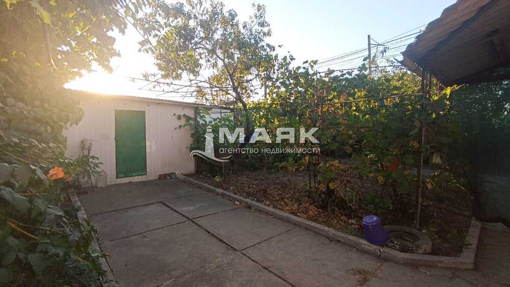 Дом 58.4 кв.м на участке 6 сот