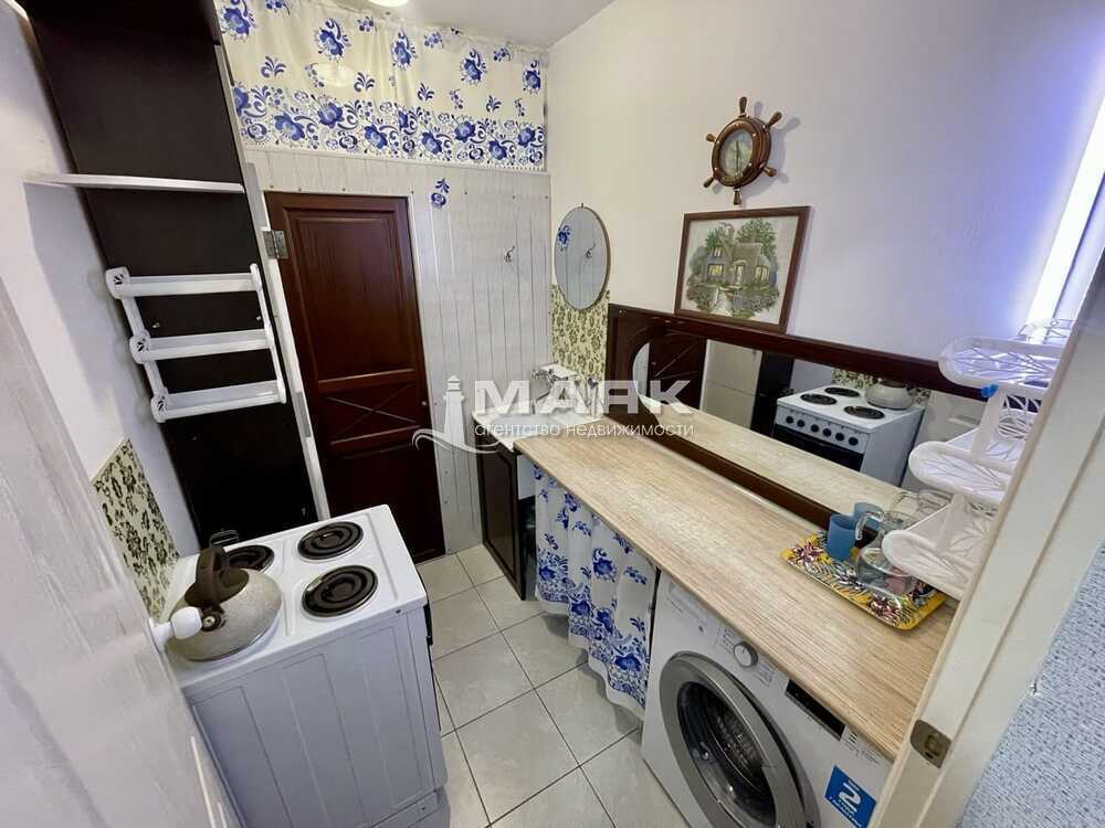 1-к. квартира 32 кв.м, 8/16