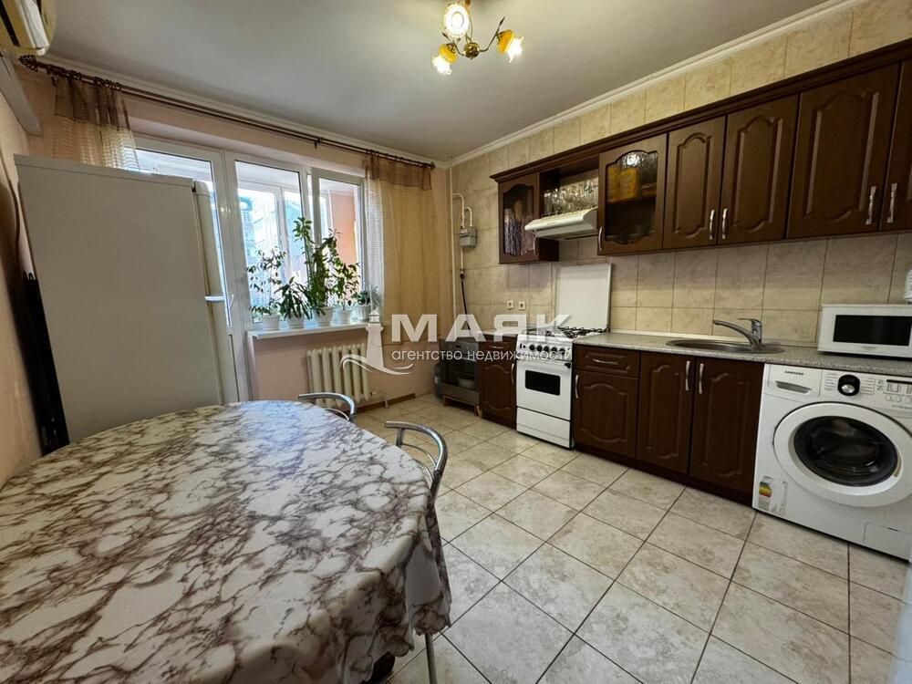 2-к. квартира 70 кв.м, 5/9