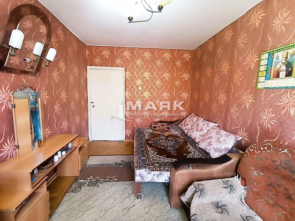 3-к. квартира 69.8 кв.м, 3/5