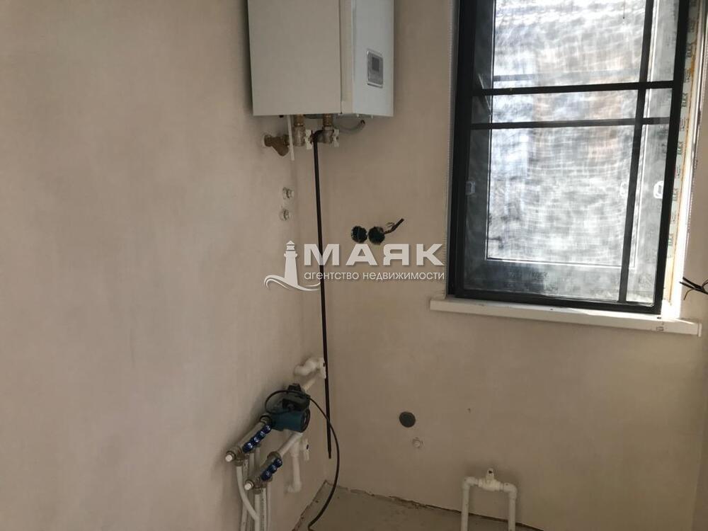 Дом 75 кв.м на участке 4.6 сот