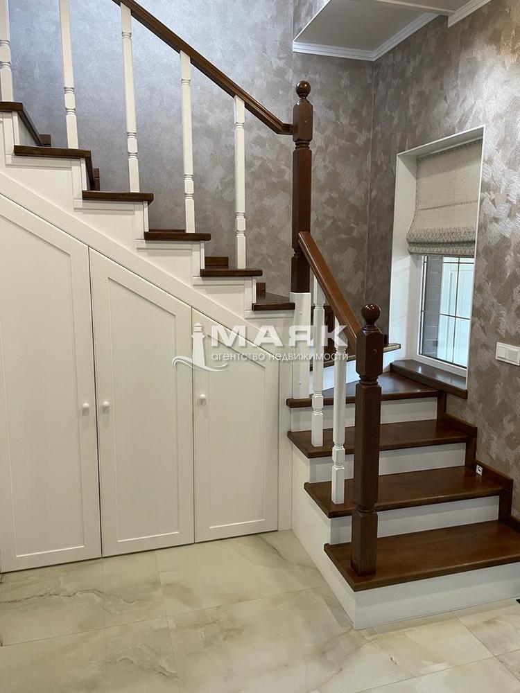 Дом 122.6 кв.м на участке 4.5 сот