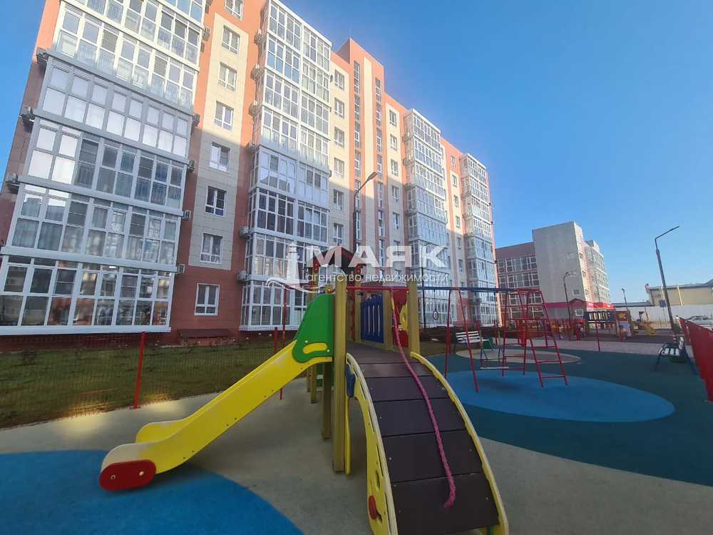 2-к. квартира 62 кв.м, 4/8