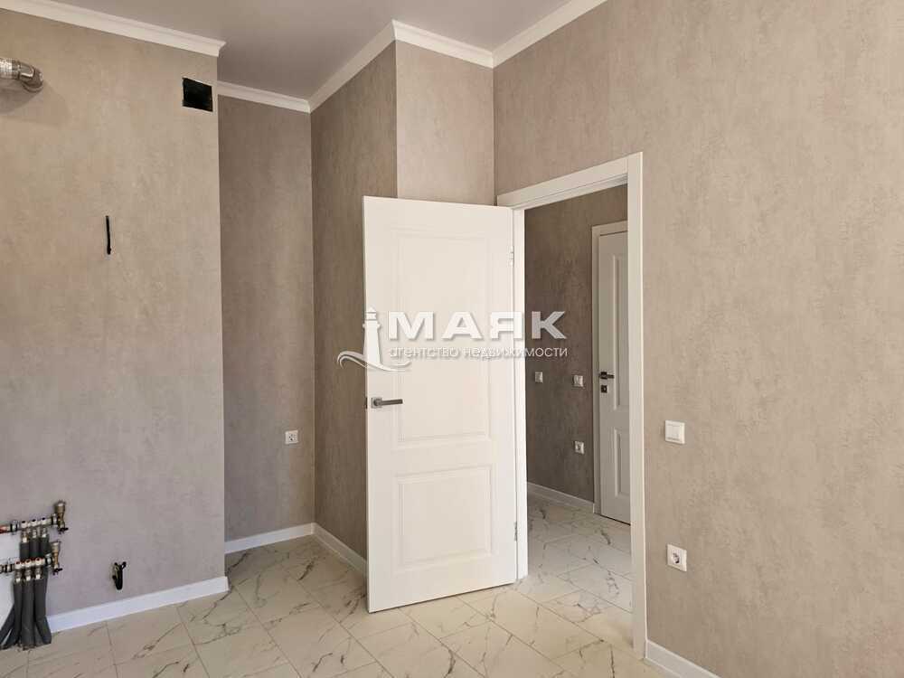 1-к. квартира 35.8 кв.м, 14/16