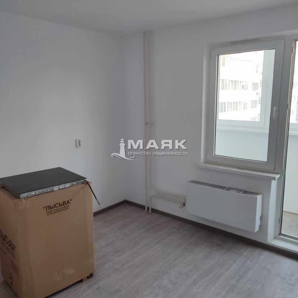 1-к. квартира 42 кв.м, 12/16