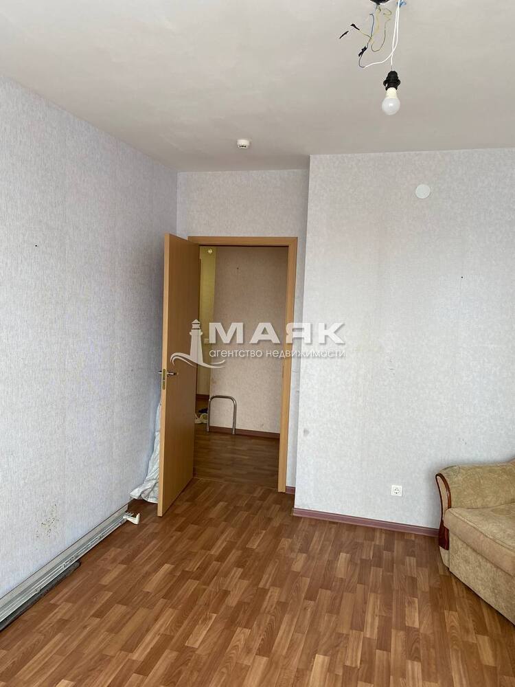 3-к. квартира 84.4 кв.м, 8/12