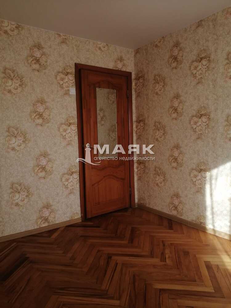 4-к. квартира 61.2 кв.м, 5/5