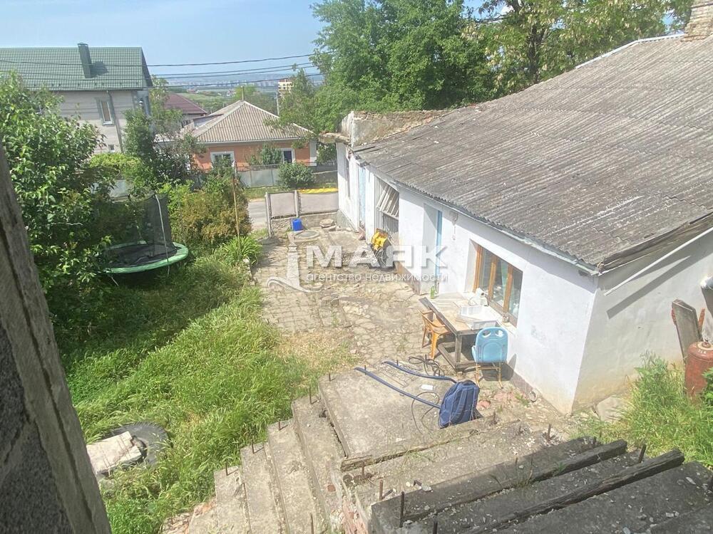 Дом 40 кв.м на участке 9.3 сот