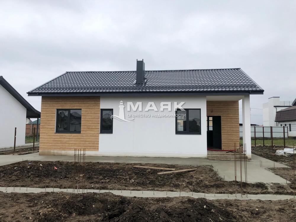 Дом 84.7 кв.м на участке 6.3 сот