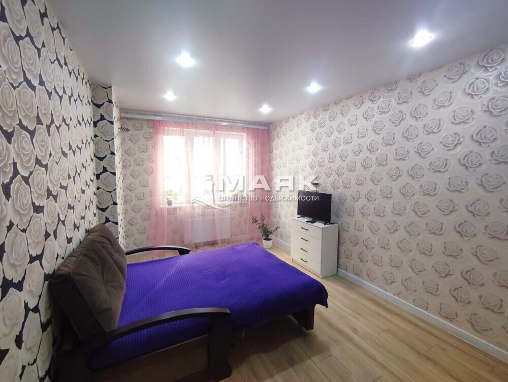 1-к. квартира 42 кв.м, 5/13