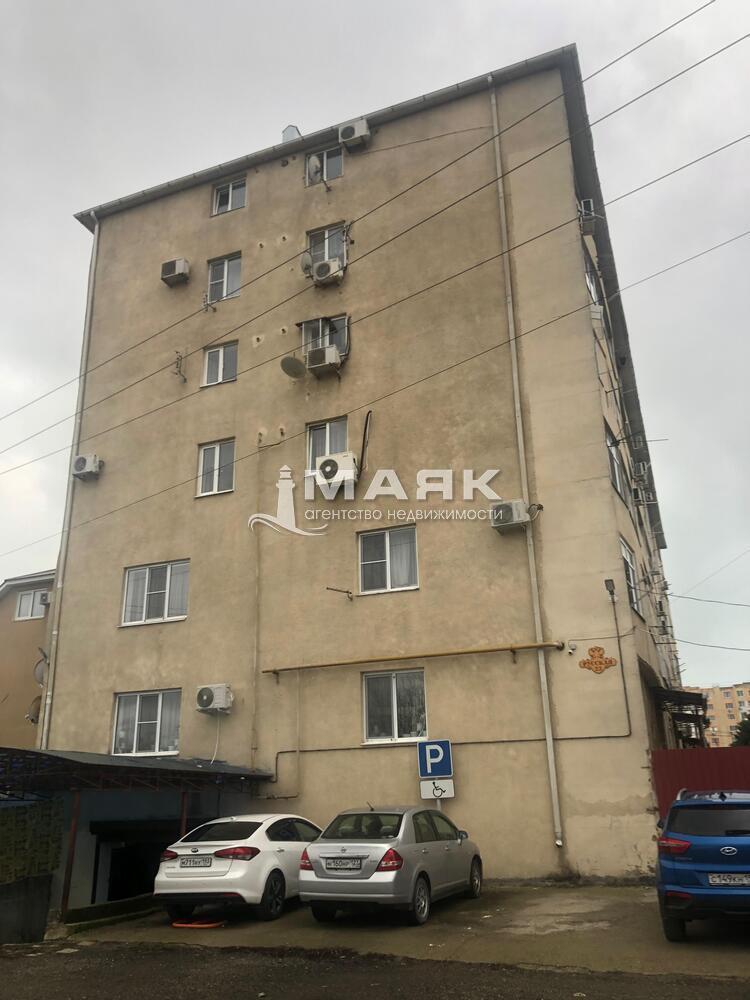 2-к. квартира 61.5 кв.м, 3/6