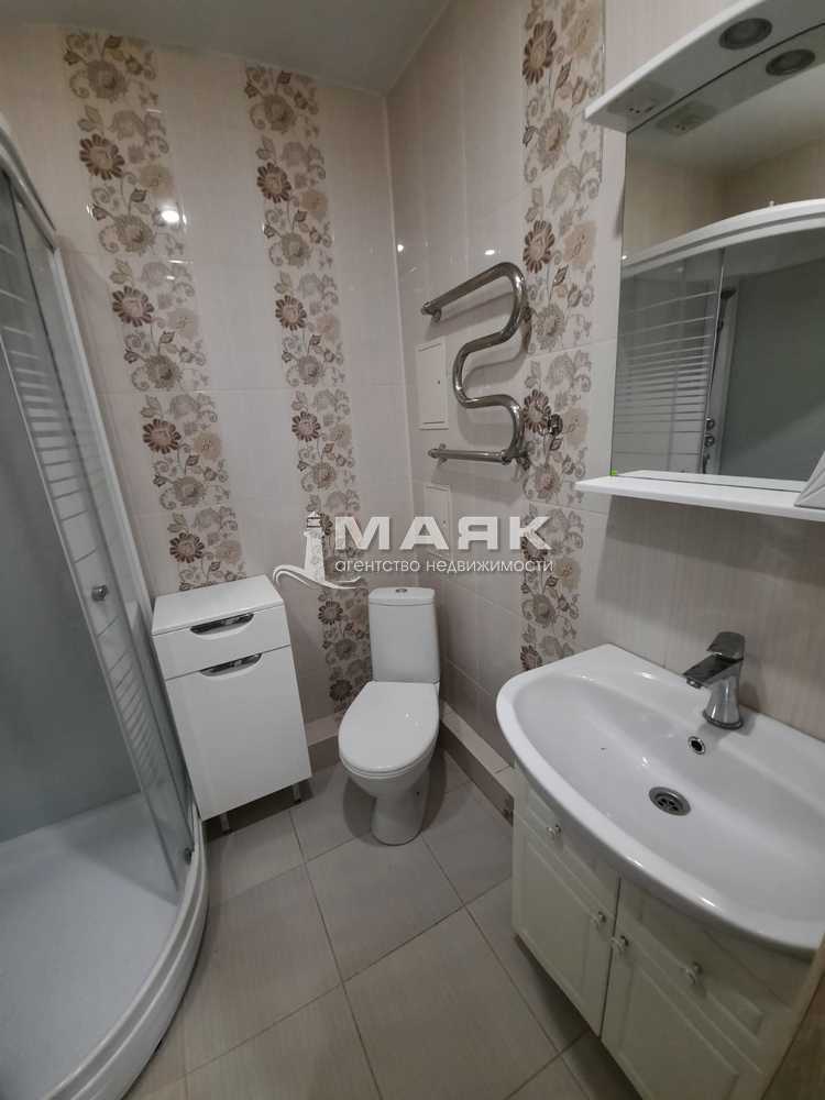 1-к. квартира 33.3 кв.м, 2/8