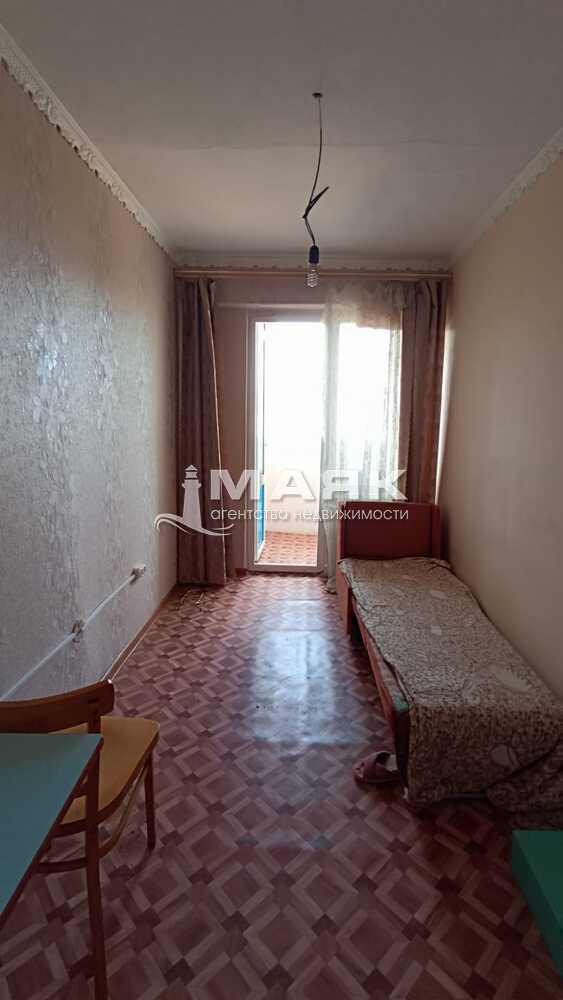 2-к. квартира 40 кв.м, 4/4