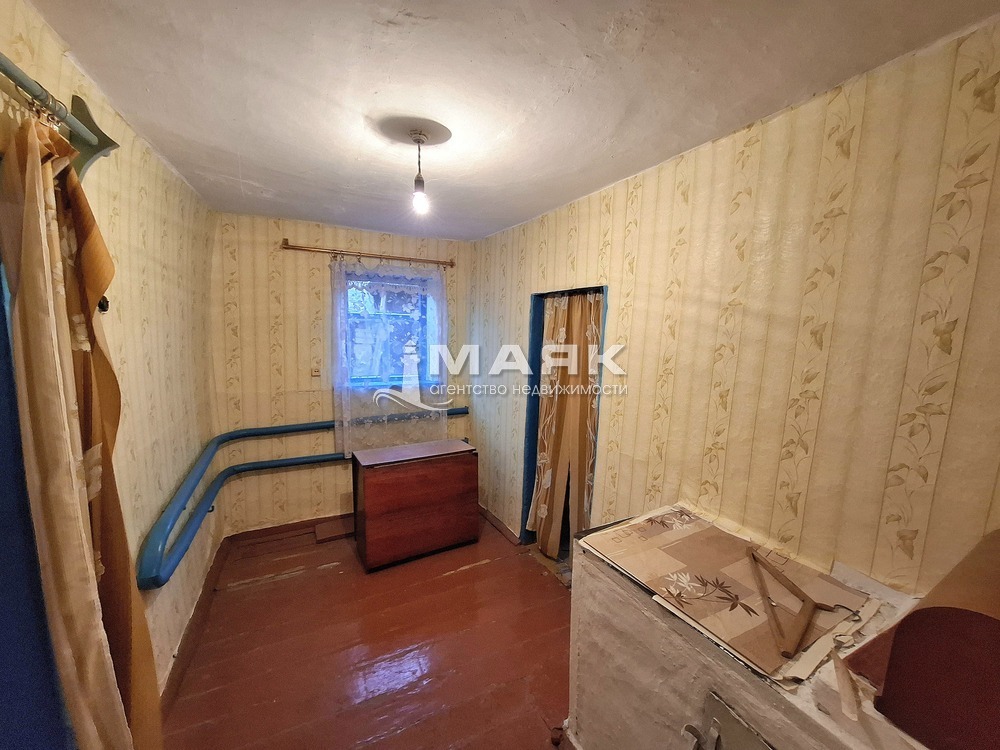 Дом 22.3 кв.м на участке 8.9 сот