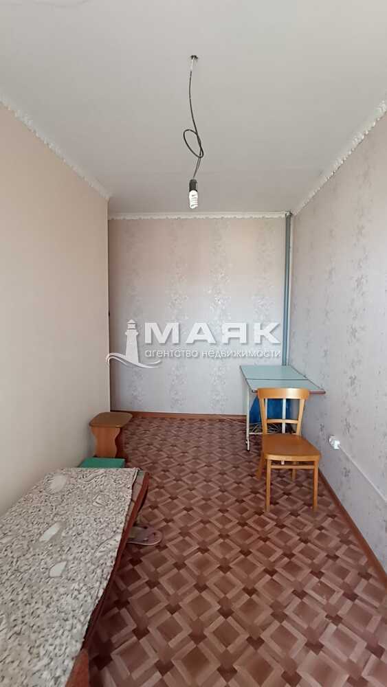 2-к. квартира 40 кв.м, 4/4