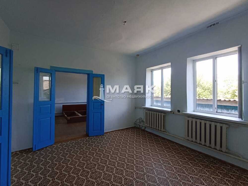 Дом 100 кв.м на участке 15 сот