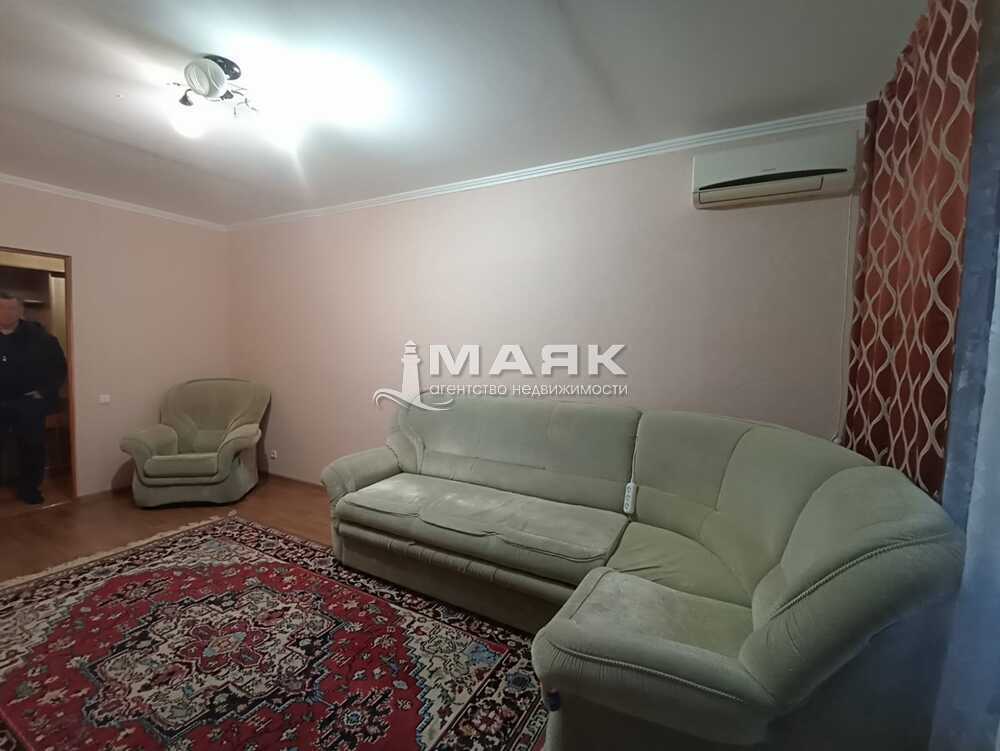 2-к. квартира 61.6 кв.м, 2/2