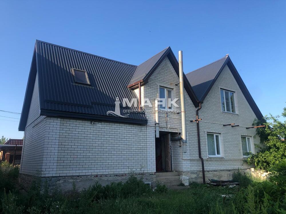 Дом 167.5 кв.м на участке 6 сот