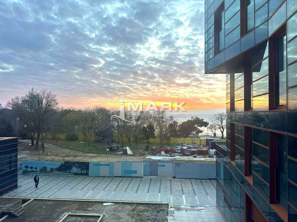 2-к. квартира 92 кв.м, 3/14