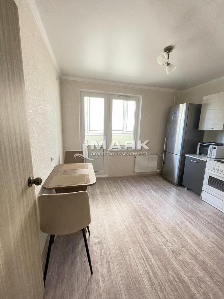 1-к. квартира 43 кв.м, 6/16