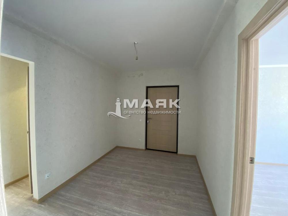 3-к. квартира 95.6 кв.м, 14/16