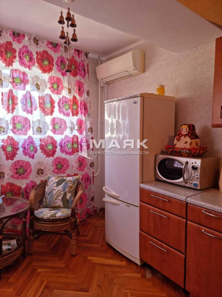4-к. квартира 92 кв.м, 4/7