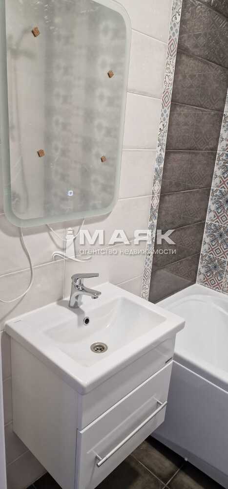 1-к. квартира 35 кв.м, 2/6
