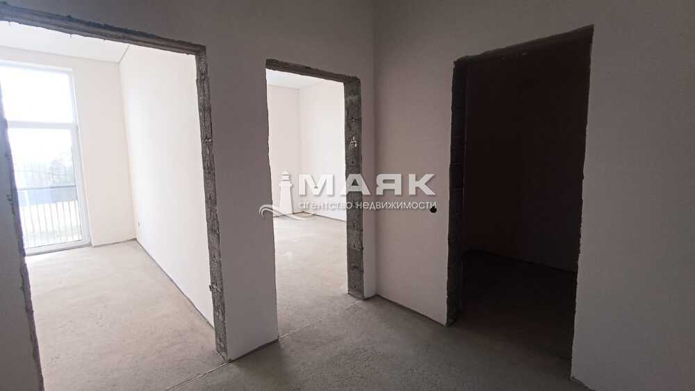 Дом 93.2 кв.м на участке 3 сот