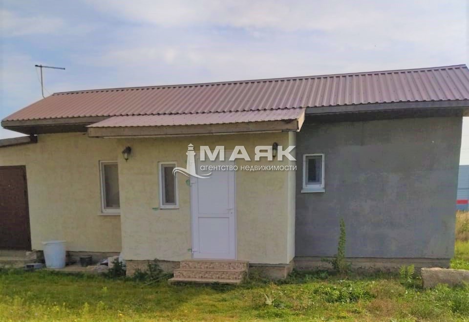 Дом 200 кв.м на участке 6 сот