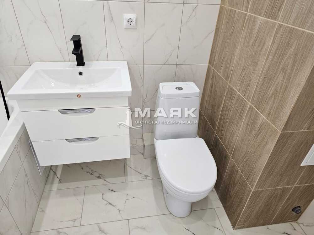 1-к. квартира 35.8 кв.м, 15/16