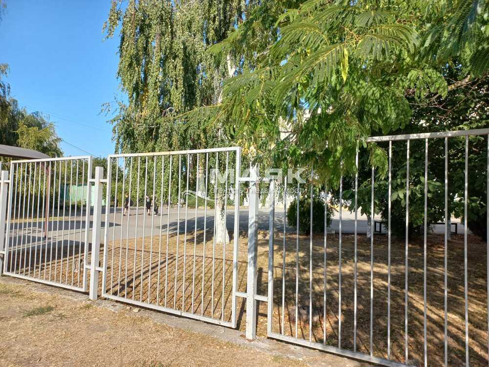 Дом 75 кв.м на участке 1 сот