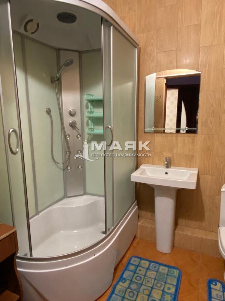 1-к. квартира 41.9 кв.м, 2/9