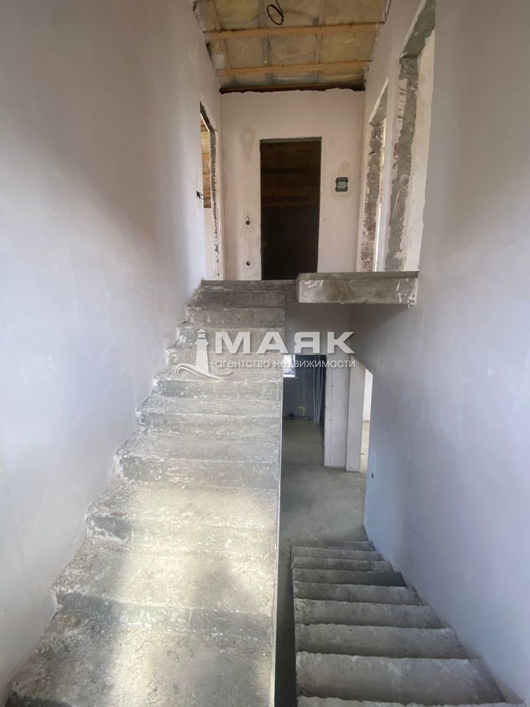 Дом 136 кв.м на участке 3 сот