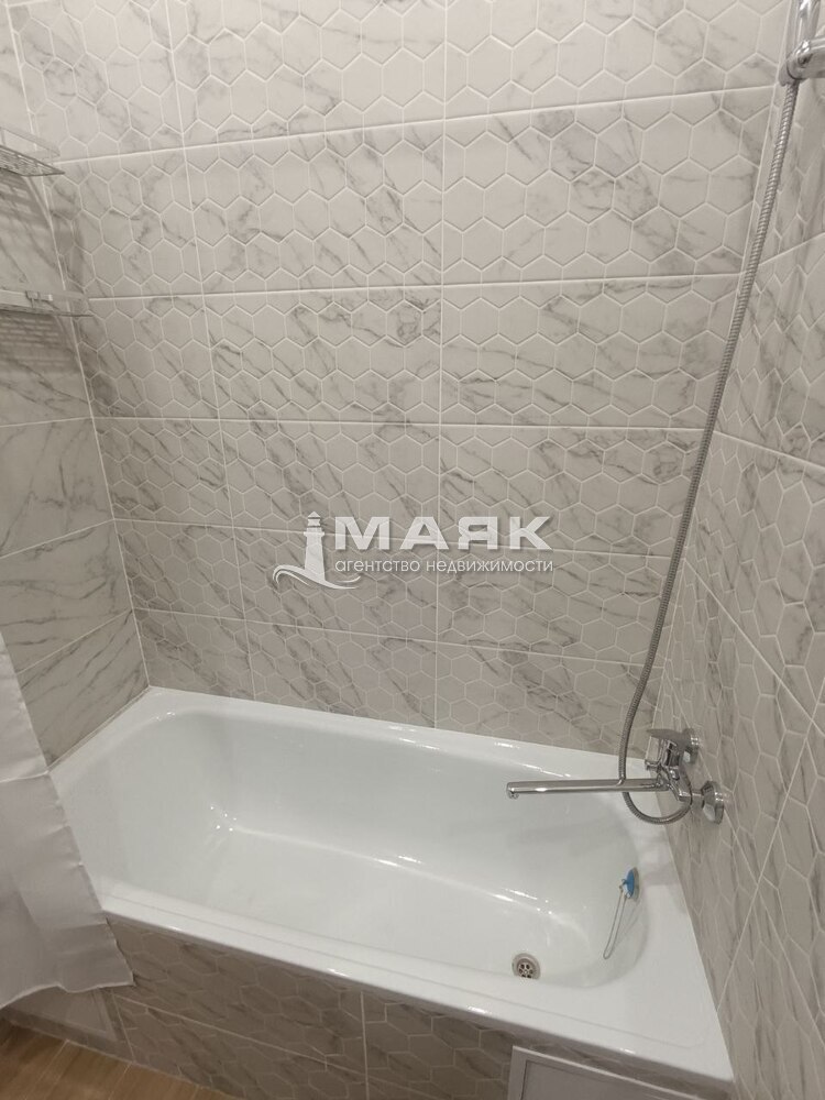 1-к. квартира 32 кв.м, 1/3