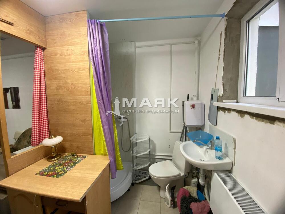 Студия 18 кв.м, цоколь/16