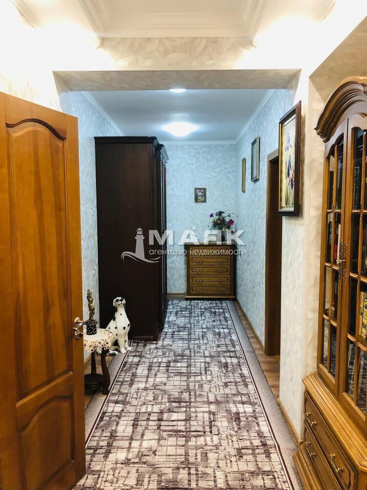 2-к. квартира 84 кв.м, 5/7