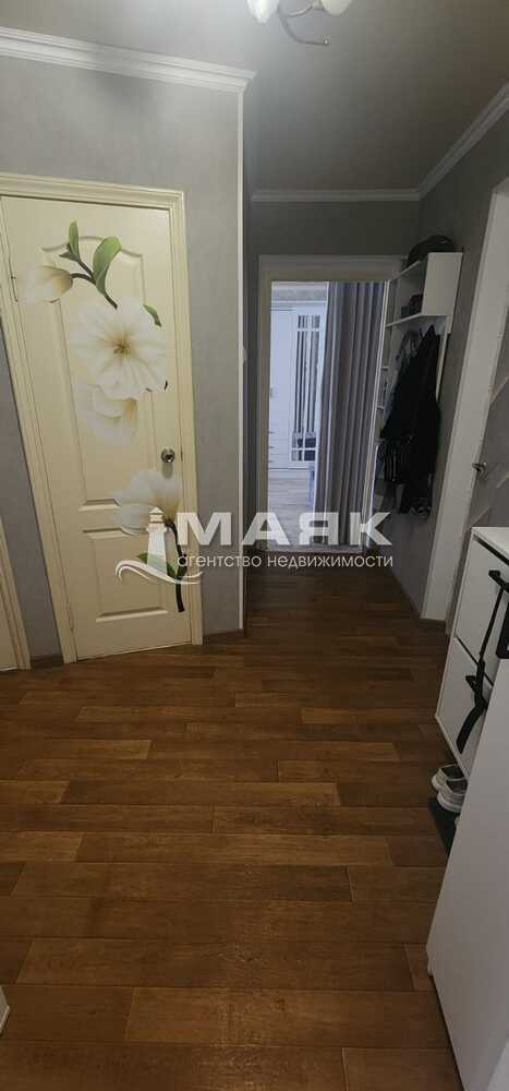 2-к. квартира 59 кв.м, 4/5