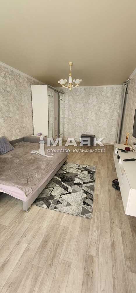 2-к. квартира 59 кв.м, 4/5