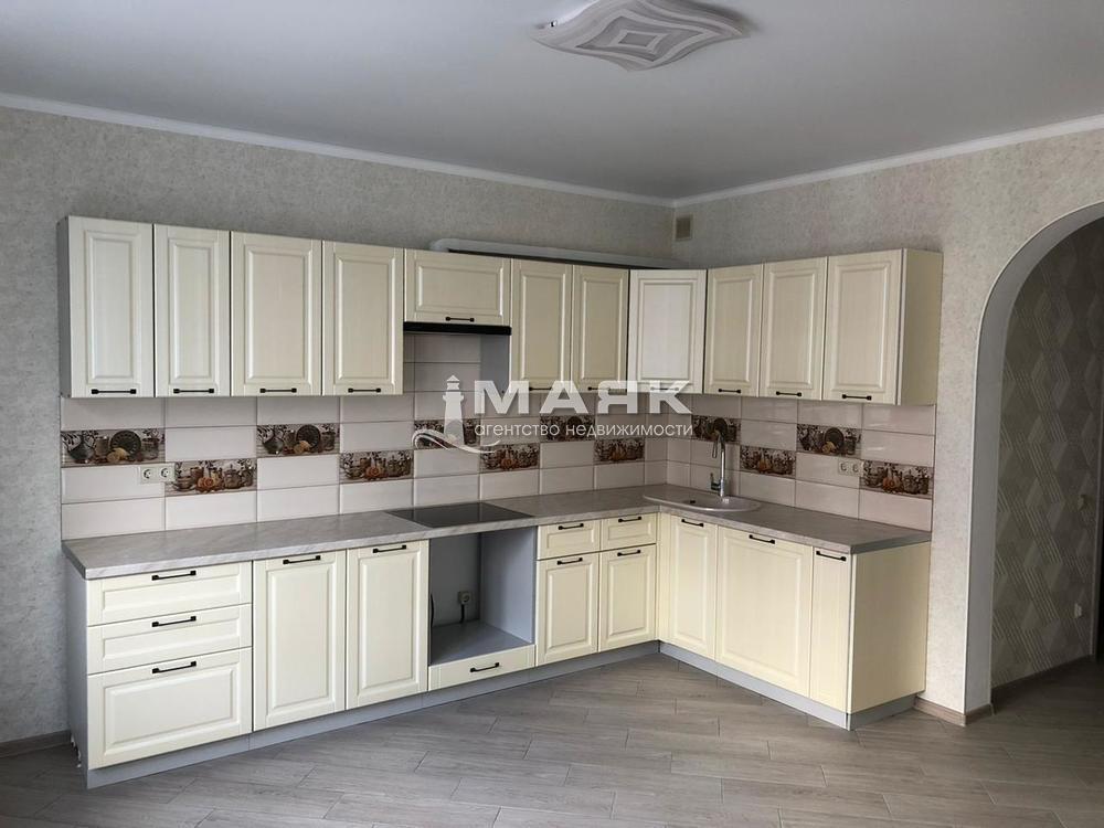 2-к. квартира 74.5 кв.м, 6/8