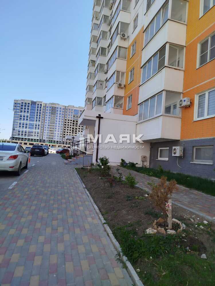 2-к. квартира 56.7 кв.м, 1/16