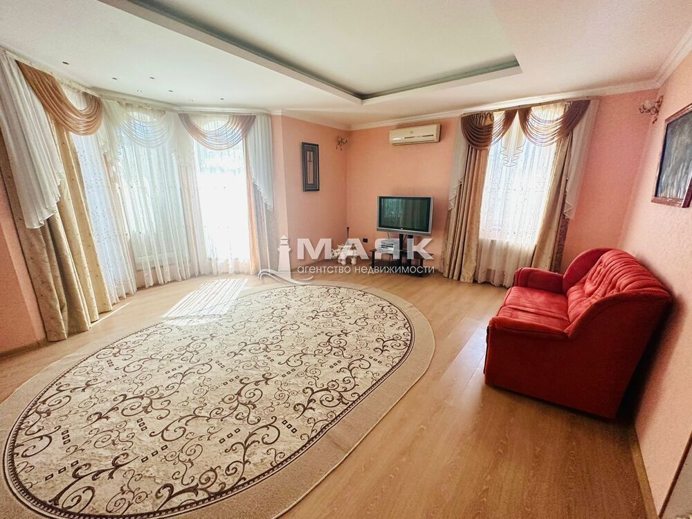 Дом 150 кв.м на участке 5.3 сот