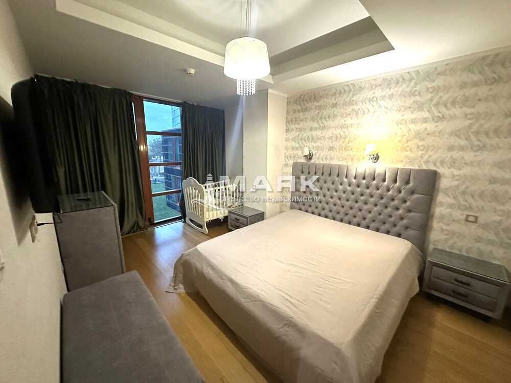 2-к. квартира 92 кв.м, 3/14