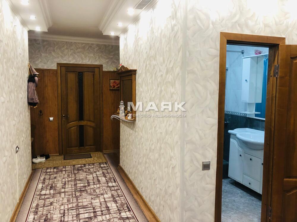 2-к. квартира 84 кв.м, 5/7