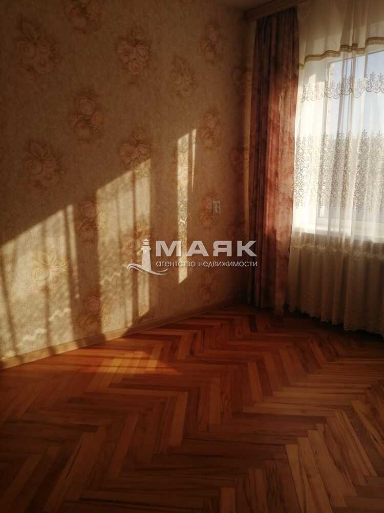 4-к. квартира 61.2 кв.м, 5/5