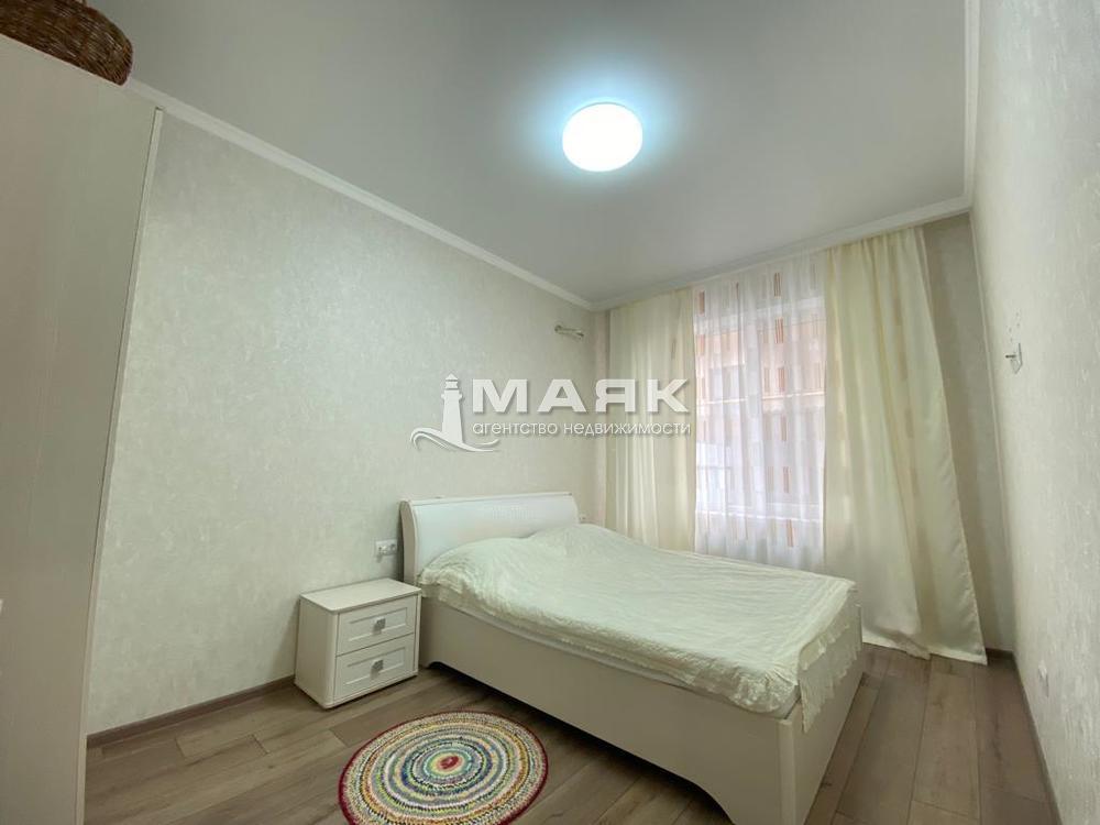 Таунхаус 125.4 кв.м на участке 2.2 сот