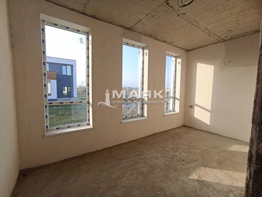 Дом 192 кв.м на участке 4.7 сот