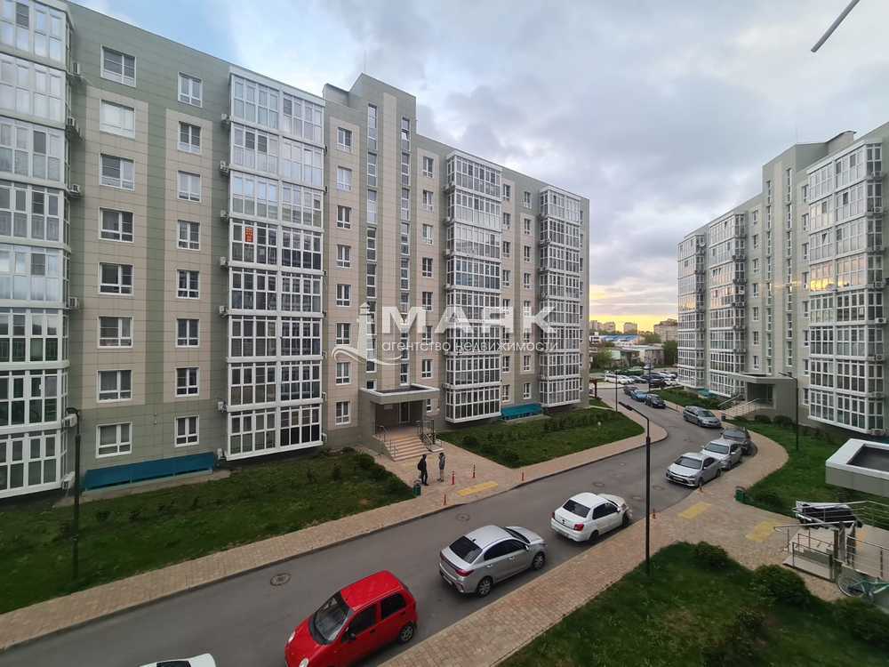 1-к. квартира 50.8 кв.м, 3/8